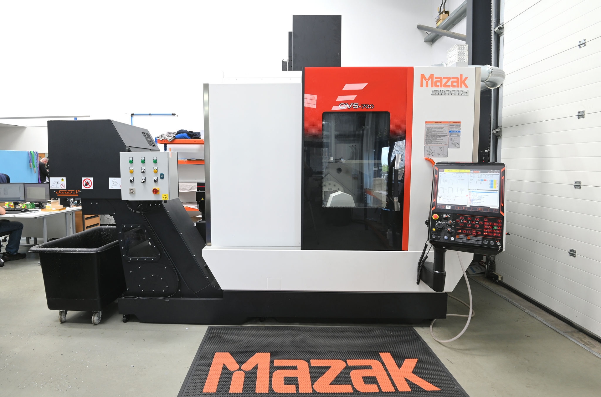 Yamazaki Mazak.
First Mazak CV5-700 5-axis machining centre purchased in UK at Tigfusion Ltd.

The Mazak CV5-700 5-axis machining centre at Tigfusion Ltd.


Photo by Andy Butler
andybutlerphoto@outlook.com